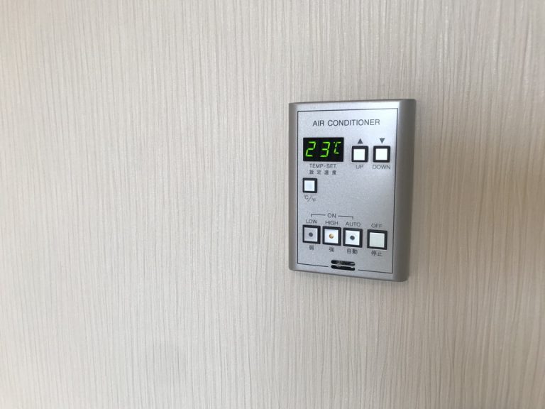 エアコンボタン