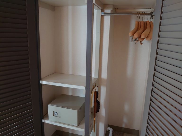 広いクローゼット