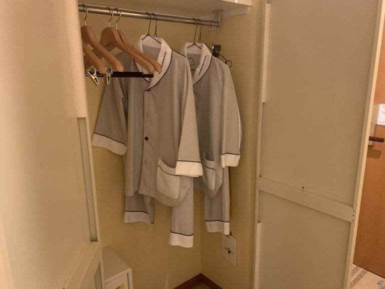 クローゼット(1)