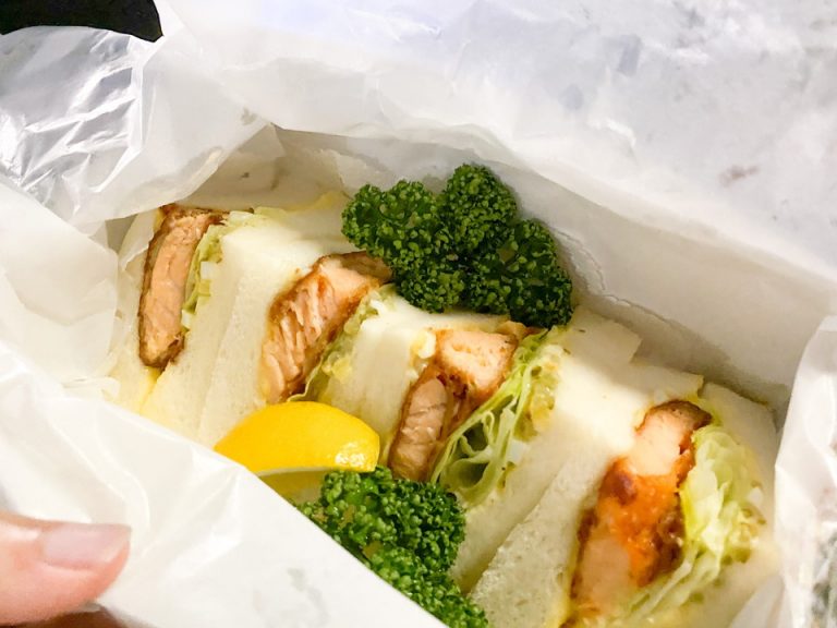 ルマンおすすめサーモンカツサンド