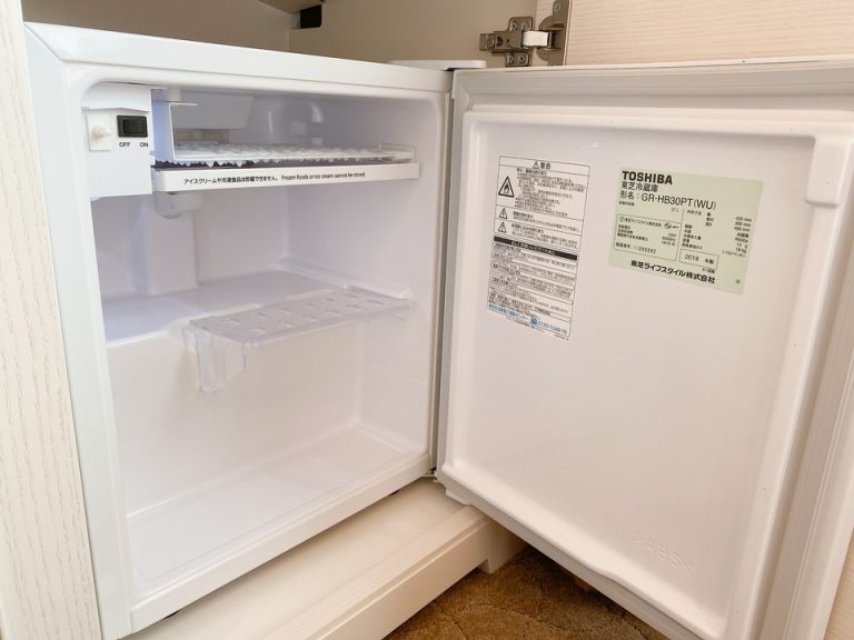 冷蔵庫扉開けた時