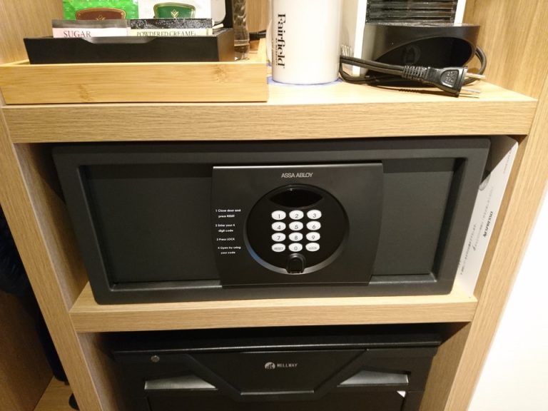 セーフティボックス(閉じた状態)