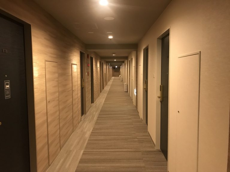 客室廊下