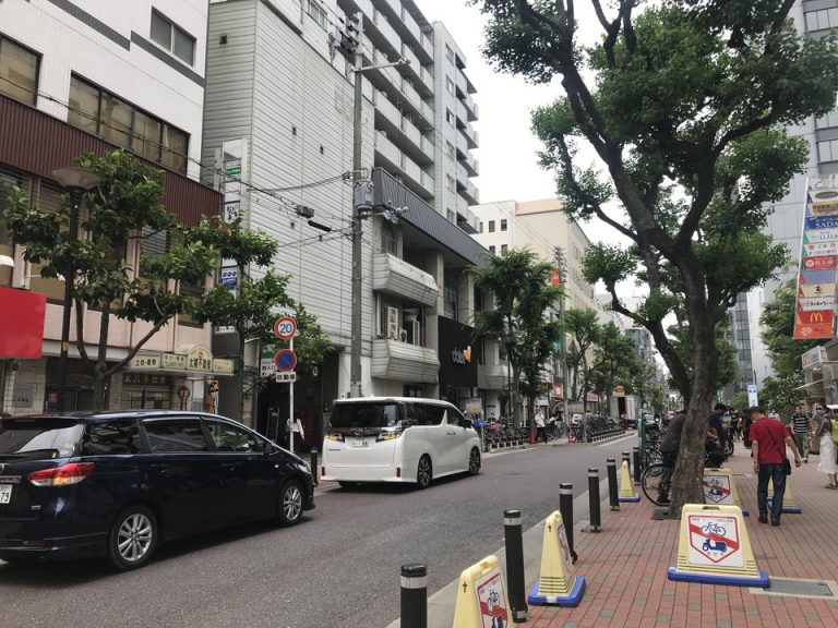 ホテル周辺道