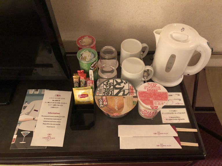 グラス・カップ