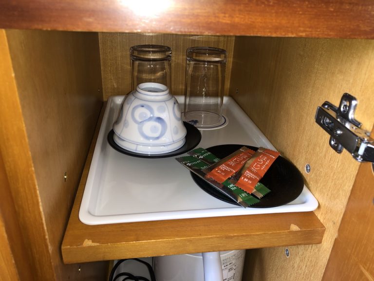 グラス・カップ