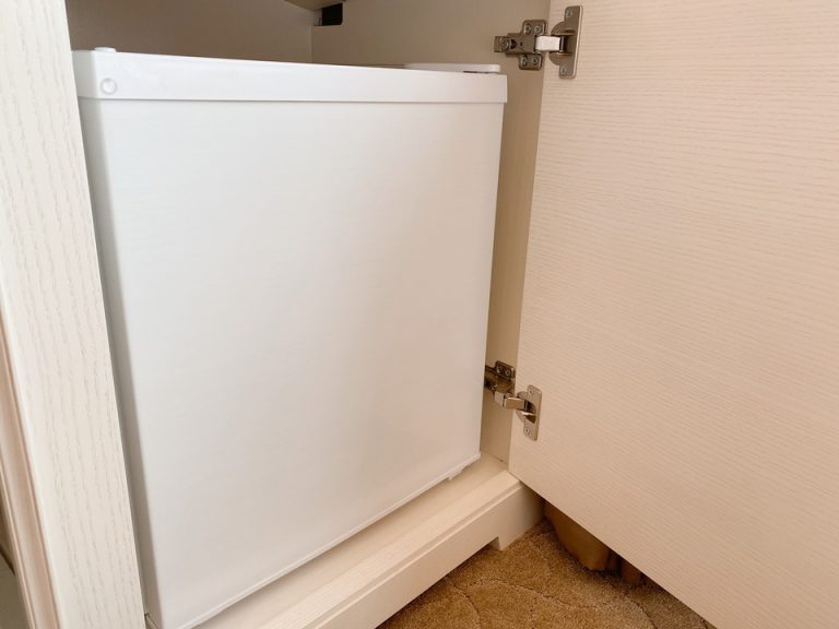 冷蔵庫扉閉じたとき