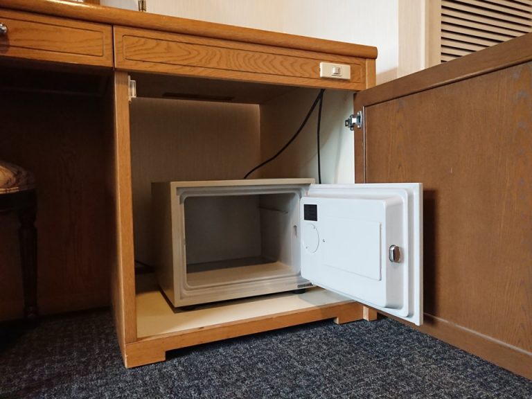 セーフティーボックスを開けた状態