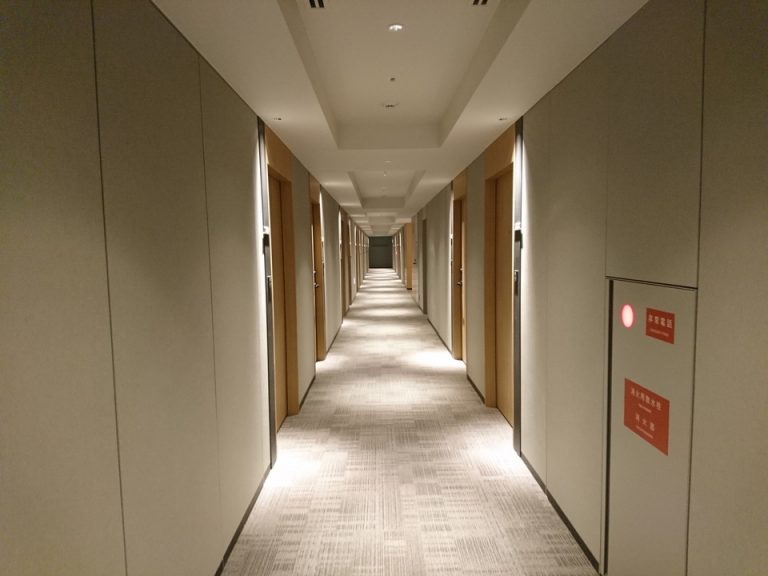 客室階廊下全体