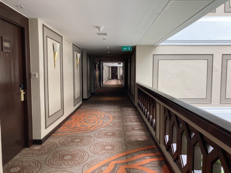 客室階廊下全体