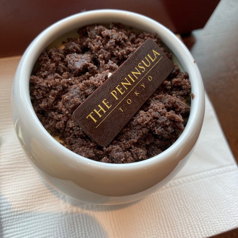 チョコレートティラミスです。