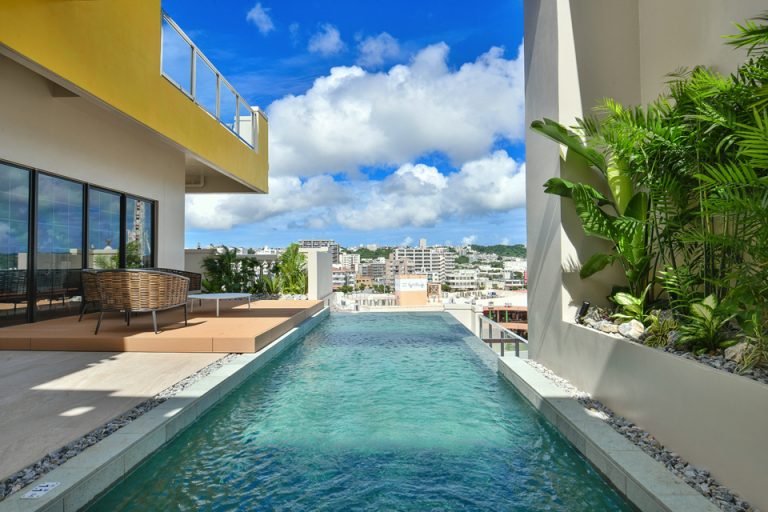 ゴールドスイートプール KOC_3096