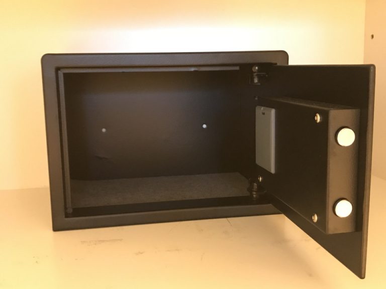 部屋 セイフティボックス1