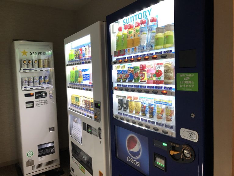 客室階自動販売機