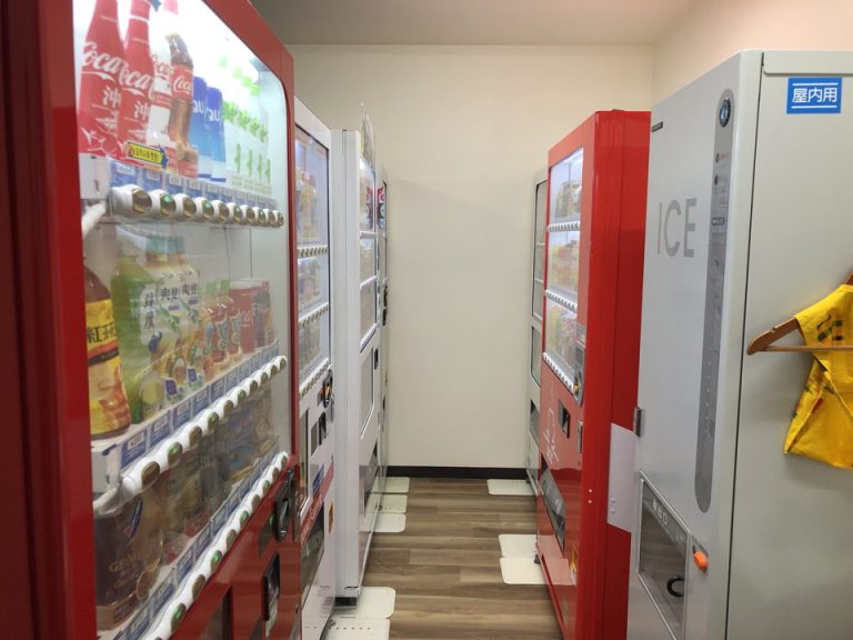 B1F自販機 製氷機