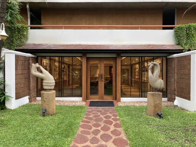 アナンタラスパ外観