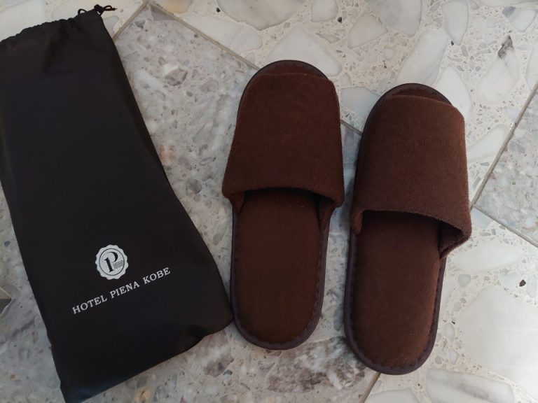 ふかふかスリッパ