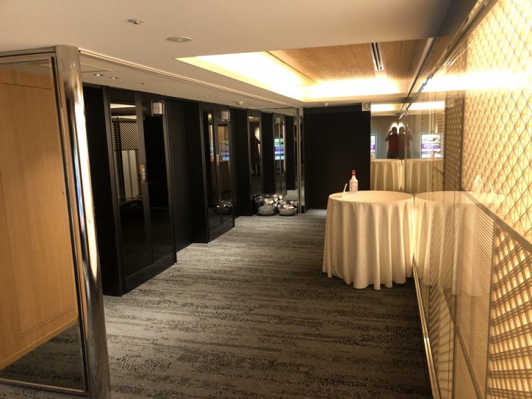 エレベーターホール客室階