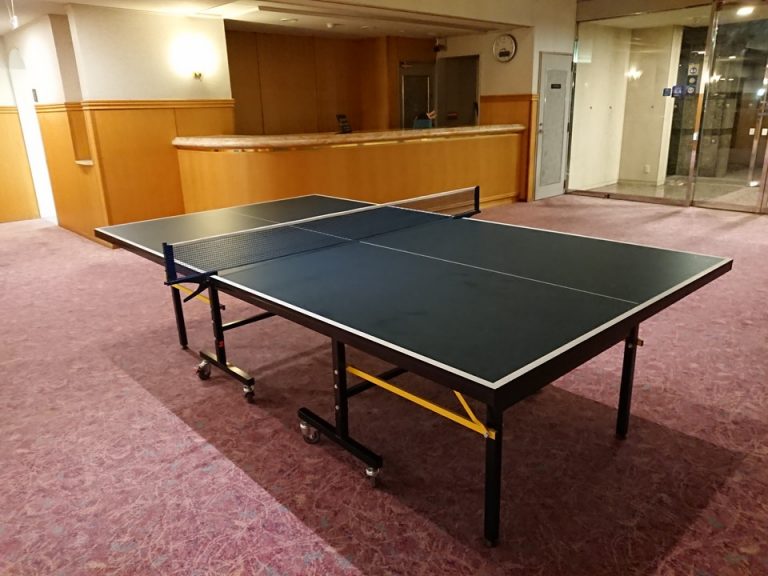 卓球台は無料で利用できます