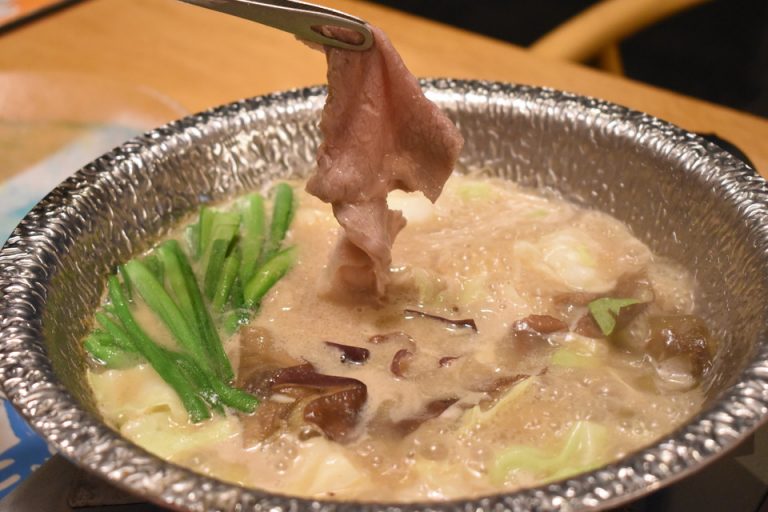 白老牛のイワンケしゃぶしゃぶ