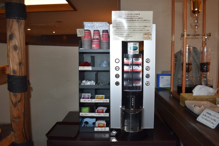 ラウンジ内ドリンクコーナー(1)