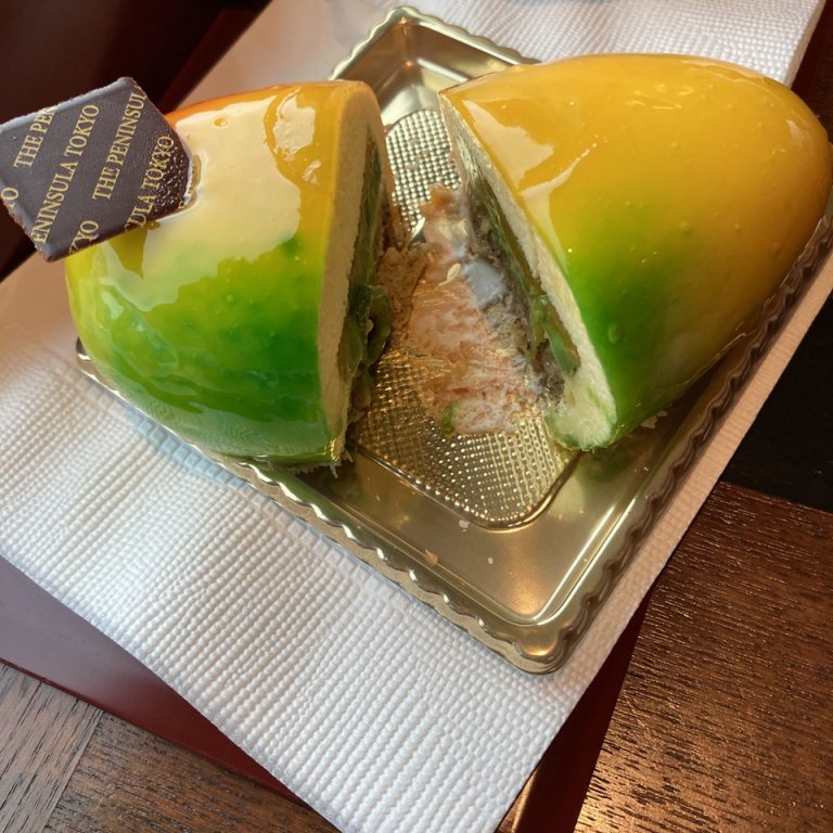 マンゴーケーキです。