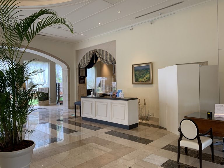 エントランスロビー