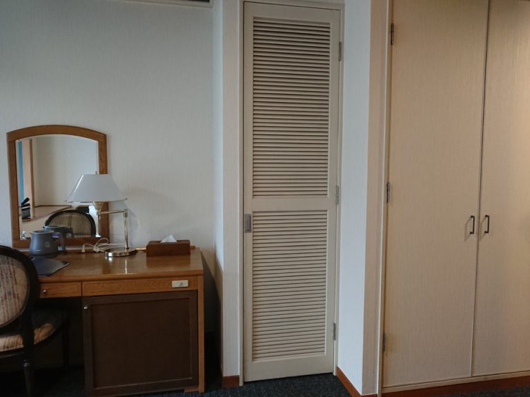 クローゼット外観