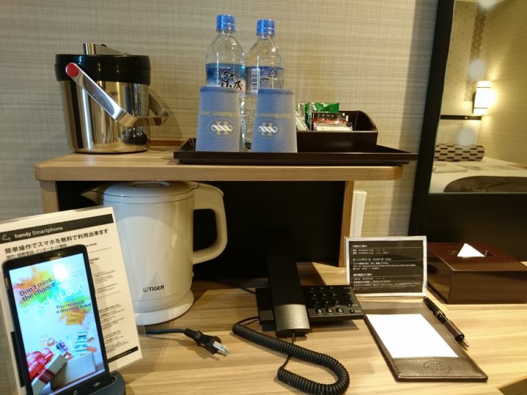 カフェコーナー、handy