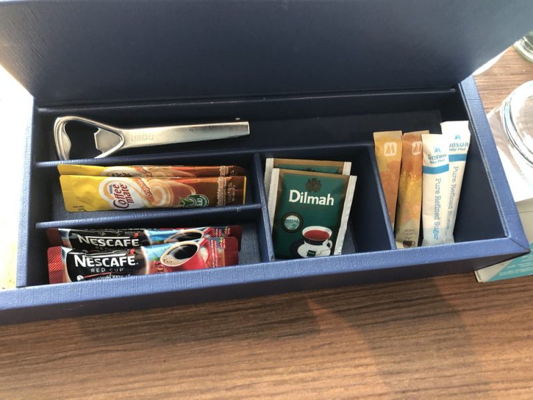 カフェコーナー