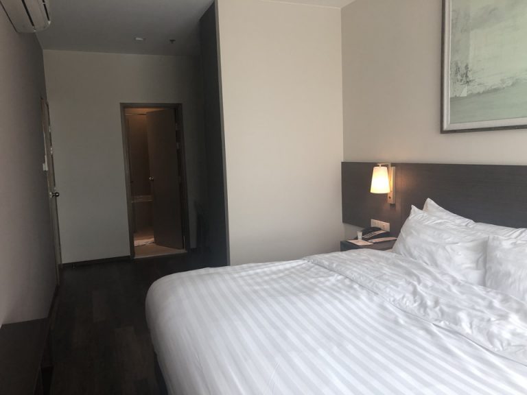 部屋全体(窓側)(1)