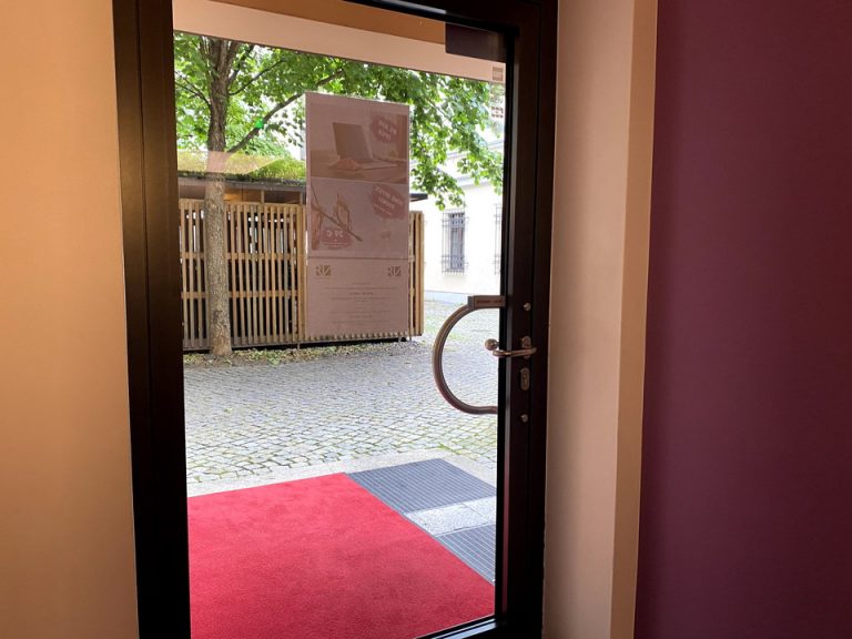 エントランス内観2