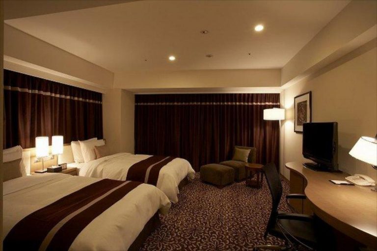 27d45cdcd3e66ecad7f5d85cd9e82f32