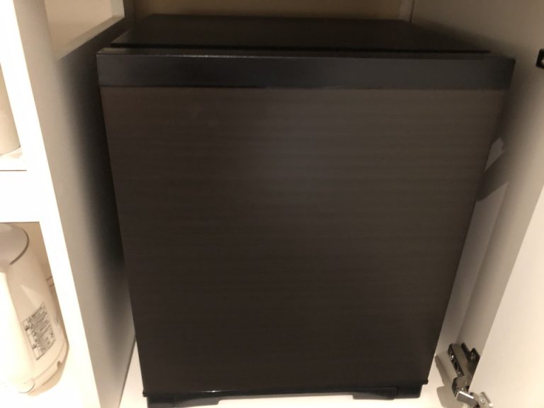 冷蔵庫クローズ