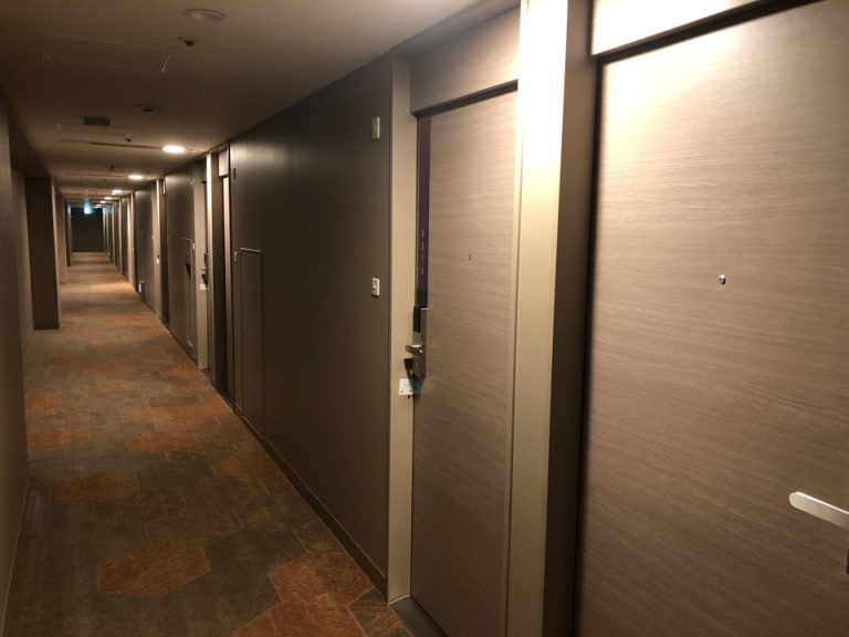 客室廊下