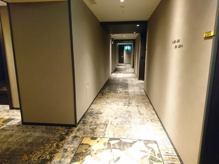 客室階廊下全体