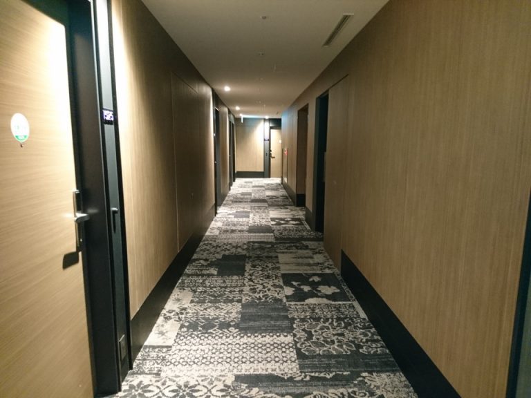 客室階廊下全体