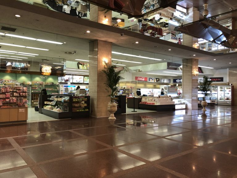 売店とお土産屋