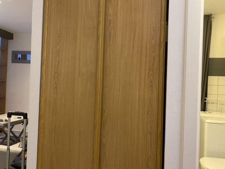 クローゼット外観2