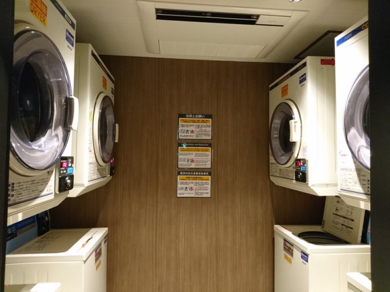 コインランドリー