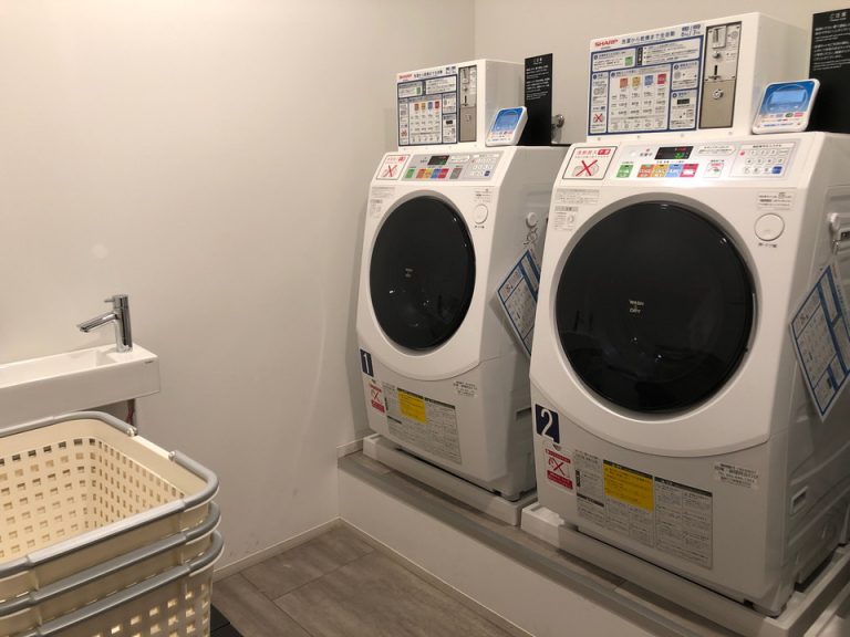 コインランドリー