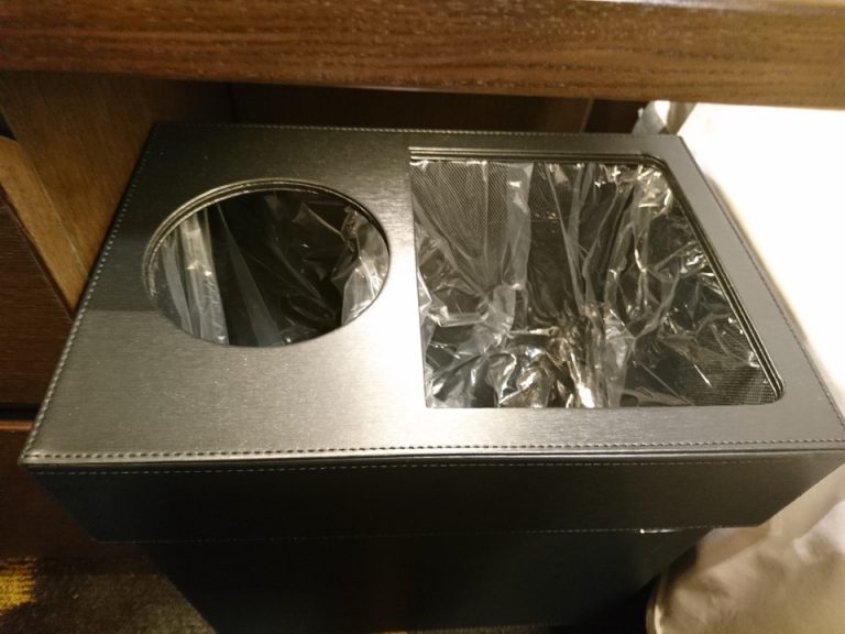 分別用ゴミ箱