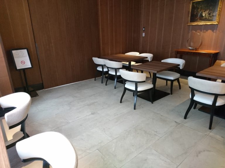 2階ロビーラウンジ