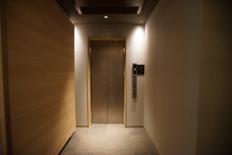 エレベーターホール客室階