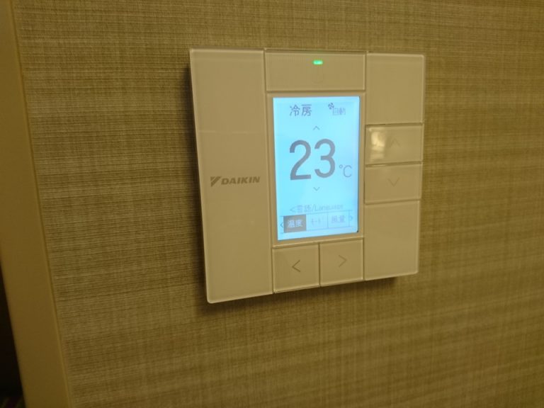 エアコンコントローラー