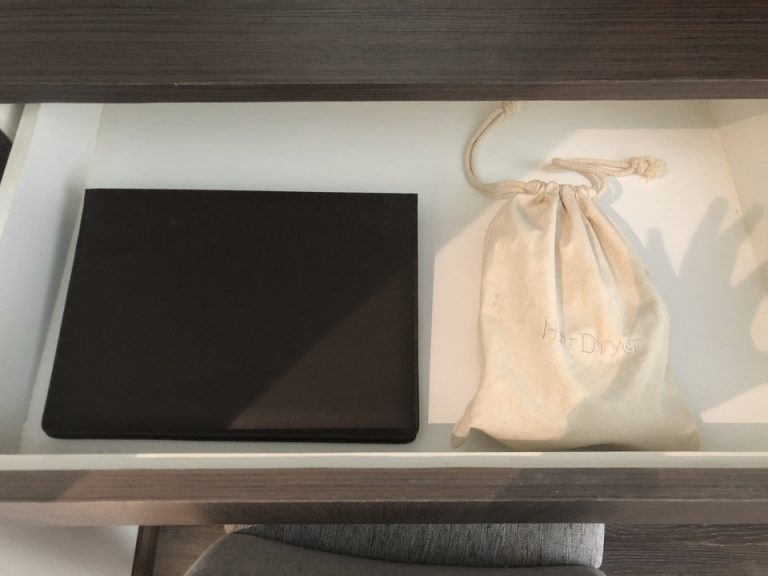 ドライヤーと家電取説