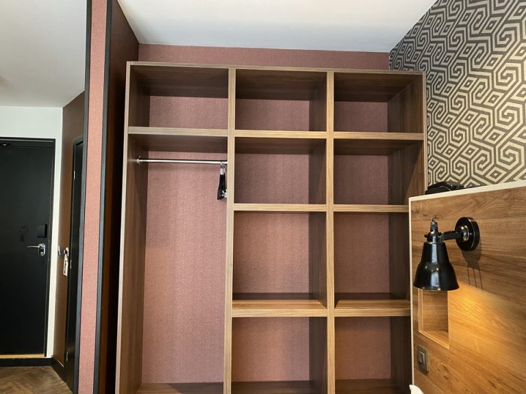 クローゼット外観