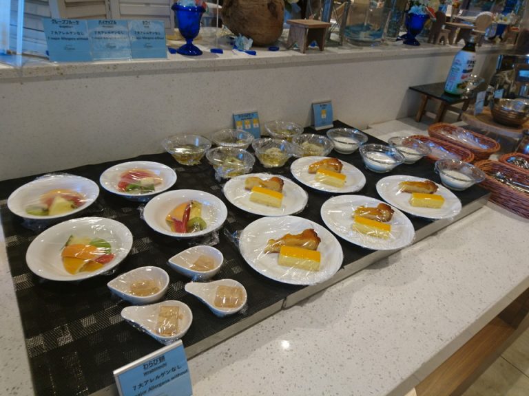 朝食バイキング