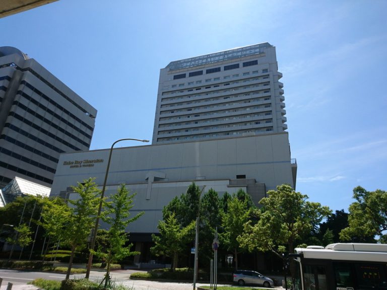 建物全体(北側から)