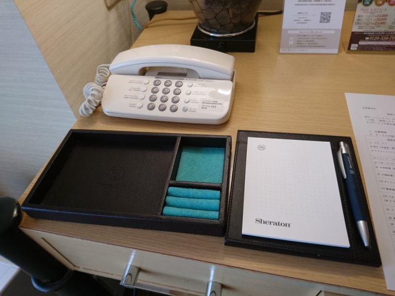 ジュエリートレイとメモ用紙